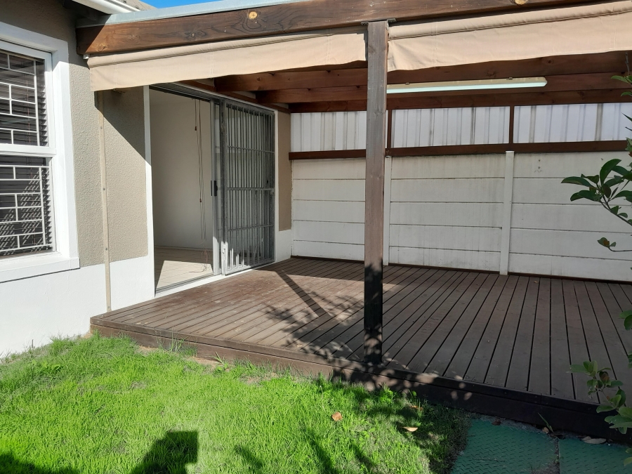2 Bedroom Property for Sale in Thornton Western Cape